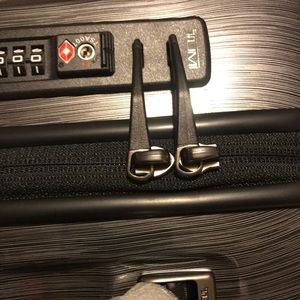 tumi 19 degree polycarbonate discontinued